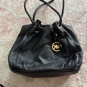 Chic Black Leather Shoulder Bag with Gold Accents Michael Kors bag